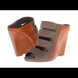 Jessica Simpson Marah Elko Nubuck Wedge